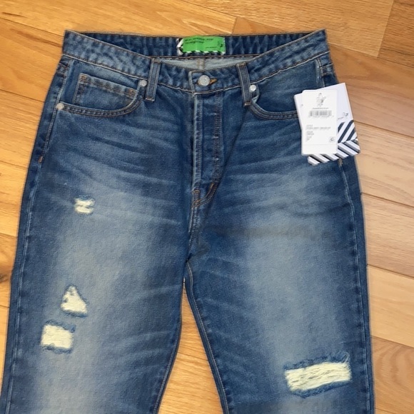 NWT Sandrine Rose Straight Fit Boyfriend Jean with distressing, size 30 - Picture 6 of 12